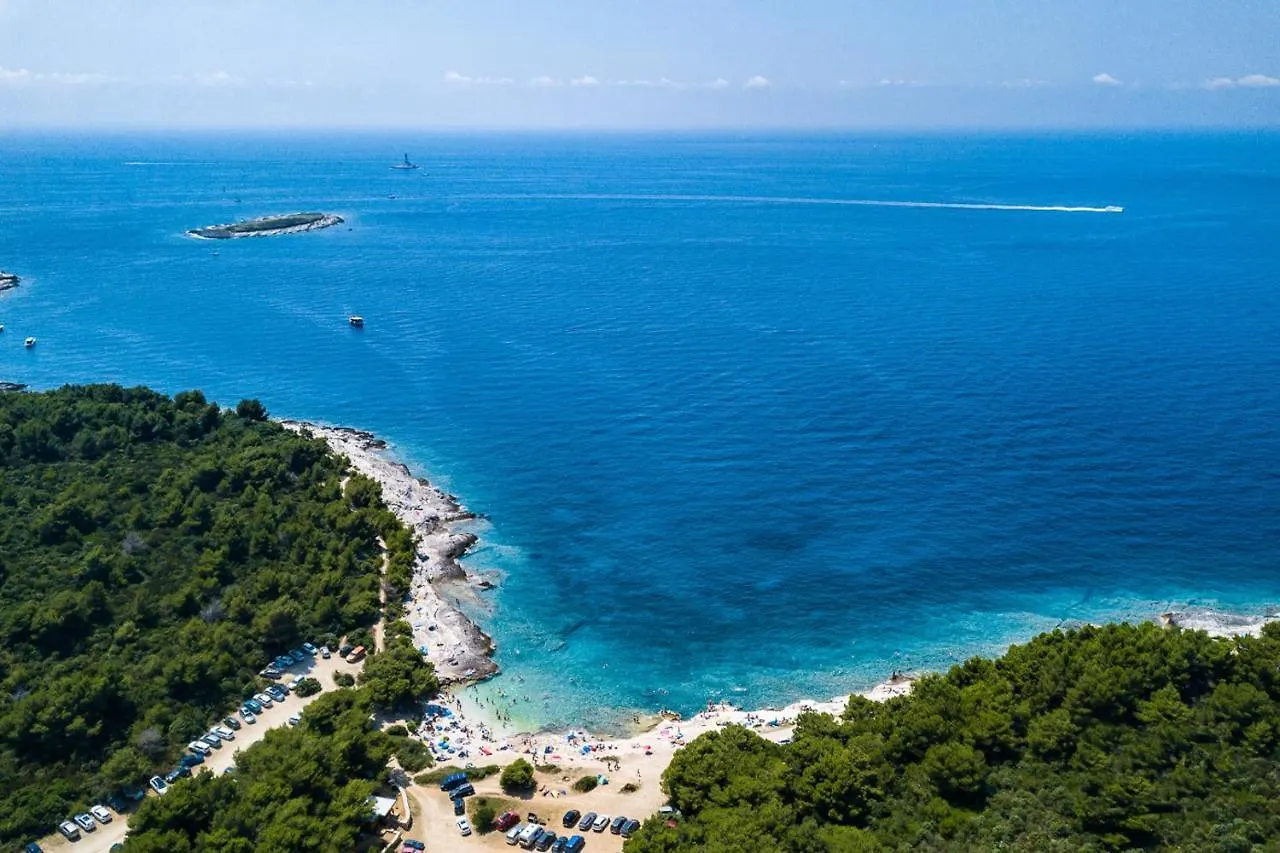 Luxury Design Villa Maell With Private Pool And High Level Of Privacy - Wiibuk Sisan 0*,  Croatia