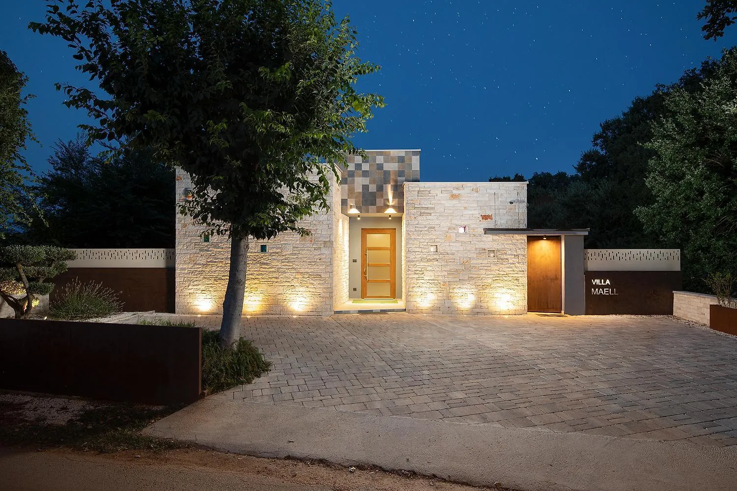 Luxury Design Villa Maell With Private Pool And High Level Of Privacy - Wiibuk Sisan